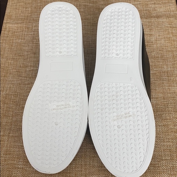 Gold Star Sneakers - Picture 9 of 10